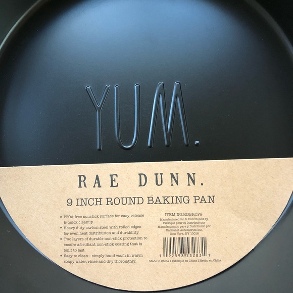 Rae Dunn 9 Inch Round Baking Pan-YUM - Picture 2 of 5